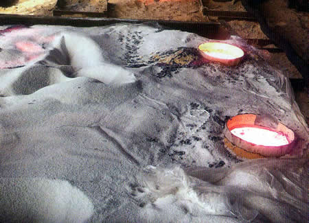 ������ĥ